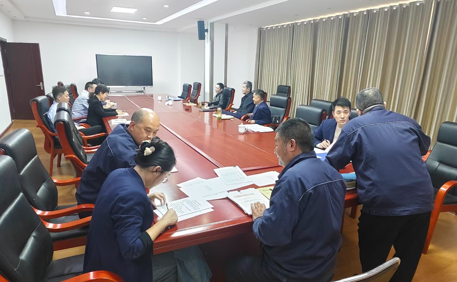 山東公用控股督導(dǎo)組蒞臨&nbsp;山東聚源熱力公司開(kāi)展第一季度安全督導(dǎo)檢查